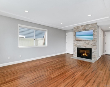 418 Summer View Circle - Photo Thumbnail 3