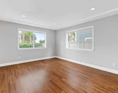 418 Summer View Circle - Photo Thumbnail 2