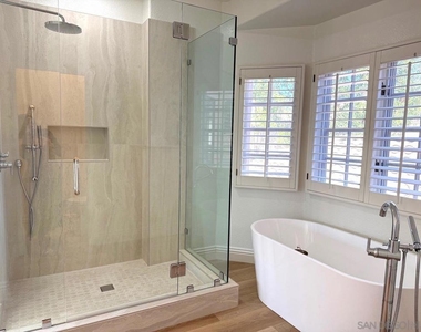 3774 Paseo Vista Famosa - Photo Thumbnail 14