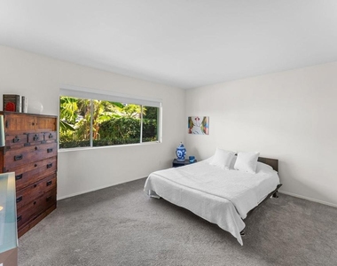 5995 La Jolla Corona - Photo Thumbnail 14