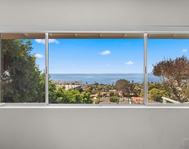 5995 La Jolla Corona - Photo Thumbnail 2