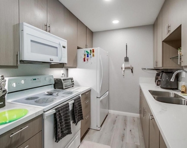 6111 Rancho Mission Road - Photo Thumbnail 6