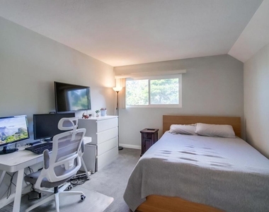 6111 Rancho Mission Road - Photo Thumbnail 19
