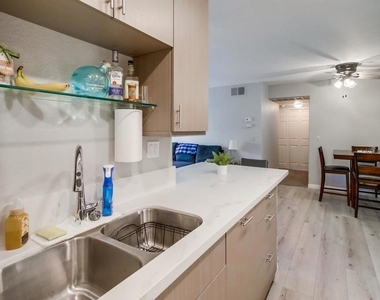 6111 Rancho Mission Road - Photo Thumbnail 8