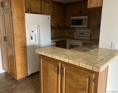 750 State St - Photo Thumbnail 3