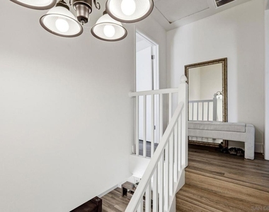 770 Eastshore Terrace - Photo Thumbnail 15