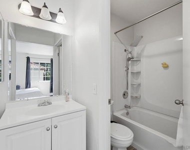 770 Eastshore Terrace - Photo Thumbnail 7