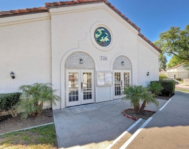 770 Eastshore Terrace - Photo Thumbnail 18