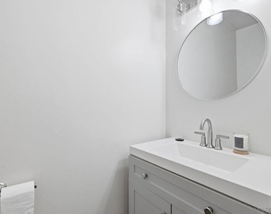 770 Eastshore Terrace - Photo Thumbnail 27