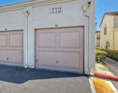 770 Eastshore Terrace - Photo Thumbnail 16