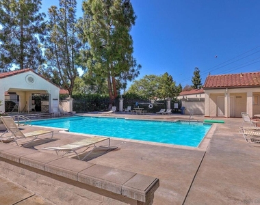 770 Eastshore Terrace - Photo Thumbnail 17