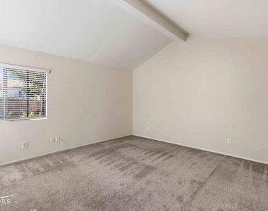557 Canyon Vista Drive - Photo Thumbnail 14