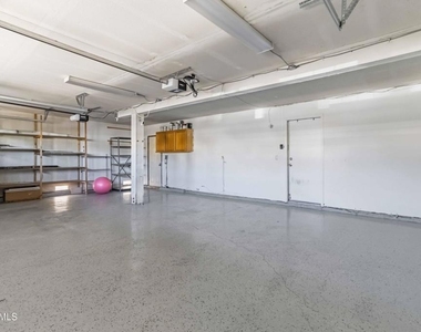 557 Canyon Vista Drive - Photo Thumbnail 23