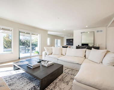 1725 Royal Saint George Drive - Photo Thumbnail 6