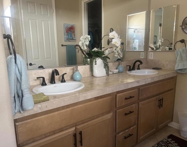 61090 Living Stone Drive - Photo Thumbnail 10