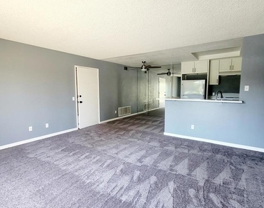 31200 Landau Boulevard - Photo Thumbnail 3