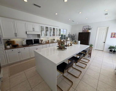 79690 Citrus - Photo Thumbnail 25