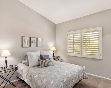 351 Augusta Drive - Photo Thumbnail 17