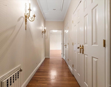 363 Oak Avenue - Photo Thumbnail 16
