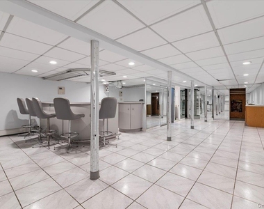363 Oak Avenue - Photo Thumbnail 17