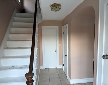 45 Center Street - Photo Thumbnail 2