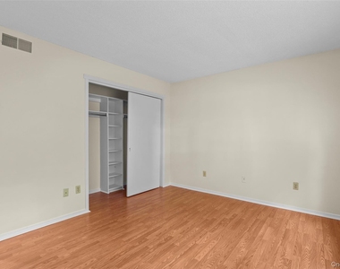 205 Heritage Hills - Photo Thumbnail 16