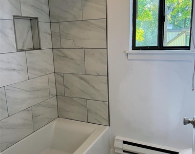 205 Heritage Hills - Photo Thumbnail 12