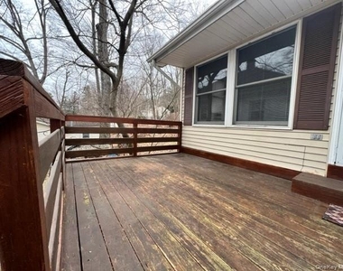 54 Sterling Road - Photo Thumbnail 16
