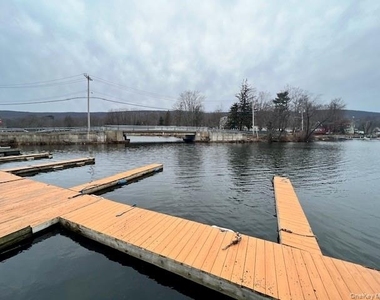 54 Sterling Road - Photo Thumbnail 18
