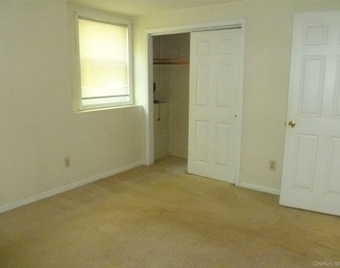 2 Frozen Ridge Road - Photo Thumbnail 11
