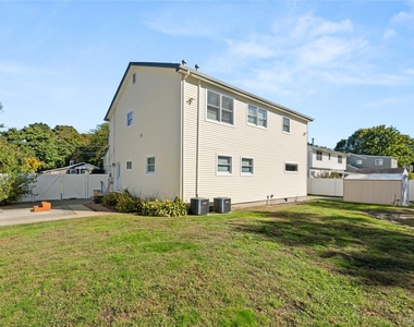 46 Garden City Street - Photo Thumbnail 18