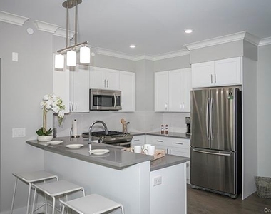 75 Circle Drive - Photo Thumbnail 3