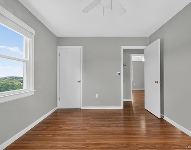 58 Prospect Avenue - Photo Thumbnail 21