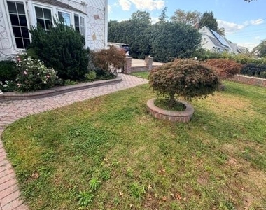 168 Walton Avenue - Photo Thumbnail 2