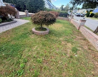 168 Walton Avenue - Photo Thumbnail 3