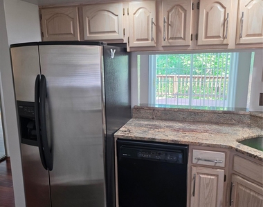 75 Spruce Ridge Drive - Photo Thumbnail 6