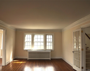 16 Bon Air Avenue - Photo Thumbnail 5