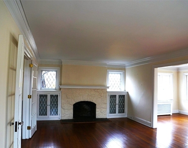 16 Bon Air Avenue - Photo Thumbnail 4