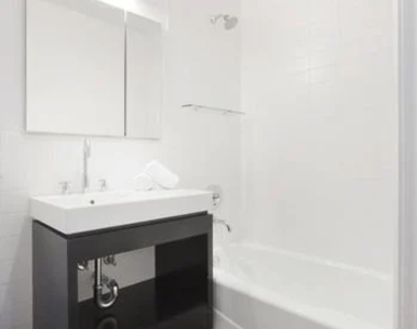 30 Washington Street - Photo Thumbnail 2
