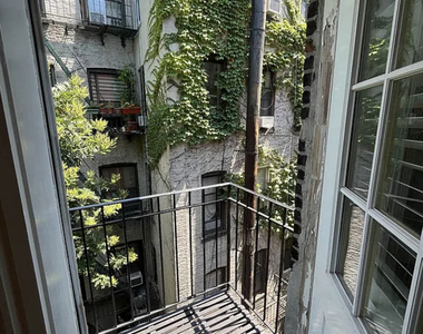  Mott Street & prince st - Photo Thumbnail 3