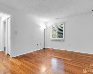 1719 Aspen Drive - Photo Thumbnail 14