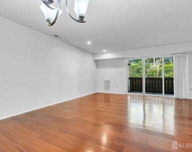 1719 Aspen Drive - Photo Thumbnail 12