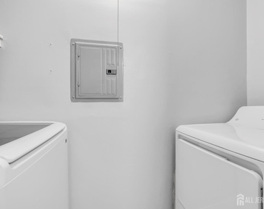 1719 Aspen Drive - Photo Thumbnail 23