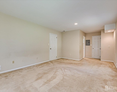 1801 Timber Oaks Road - Photo Thumbnail 17