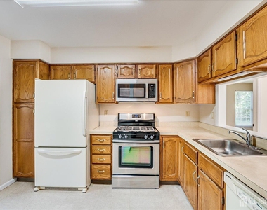1801 Timber Oaks Road - Photo Thumbnail 11