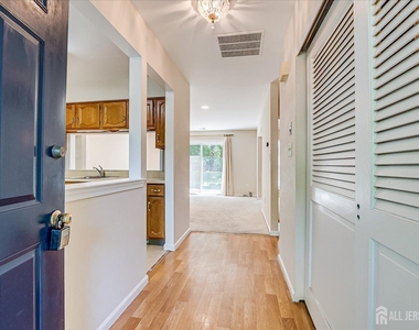 1801 Timber Oaks Road - Photo Thumbnail 3