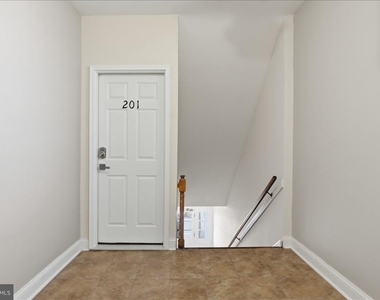 126 N Braddock Street - Photo Thumbnail 1