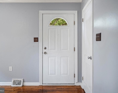 1508 S Loudoun Street - Photo Thumbnail 4