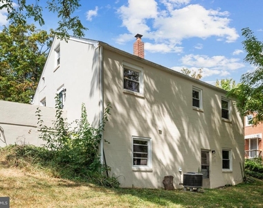 1508 S Loudoun Street - Photo Thumbnail 30