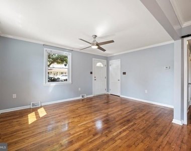 1508 S Loudoun Street - Photo Thumbnail 8